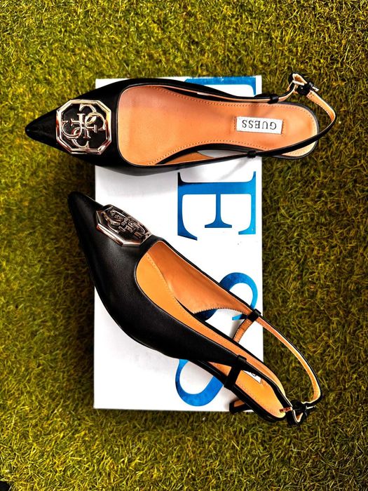 GUESS дамски обувки с котешки ток - 36.н-р