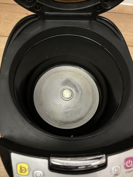 Продаю Мультиварку редмонд