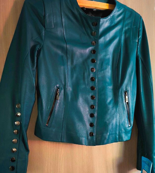 Geaca noua cu eticheta din Piele Naturala pentru femei, XL, marime 44