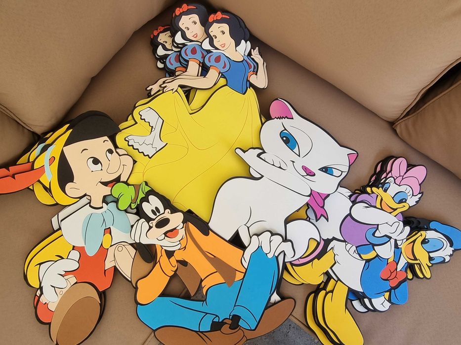 Desene pereti camera copii, stickere pereti, personaje Disney