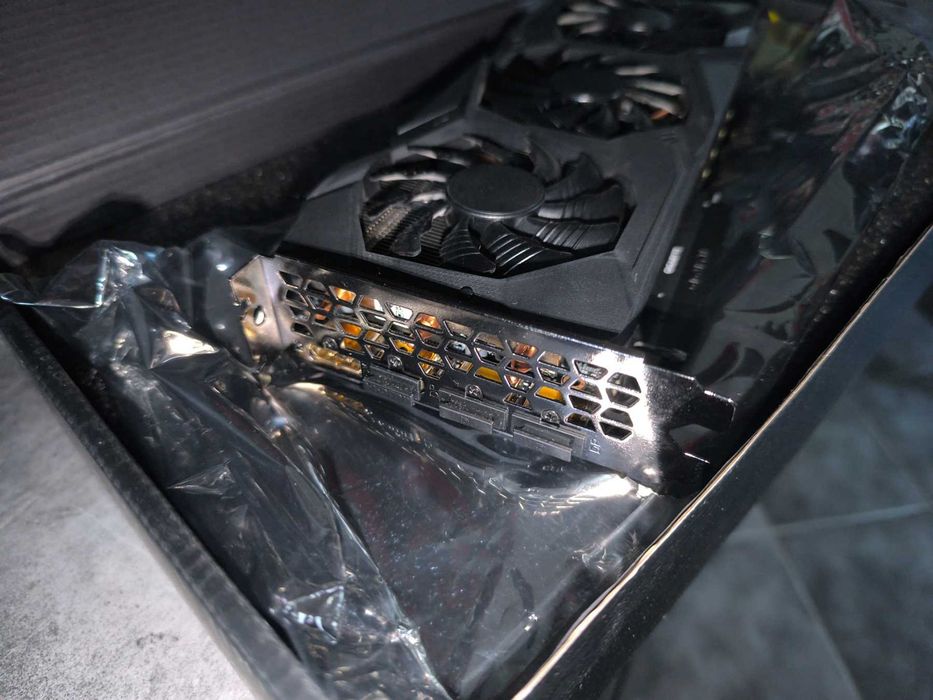 Видеокарта Gigabyte GTX 1660 Super Gaming OC 6GB