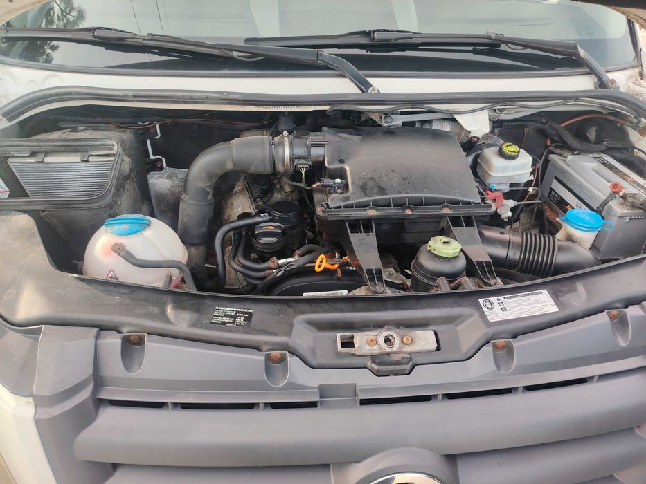 Продавам VW Crafter 2.5 163кс.