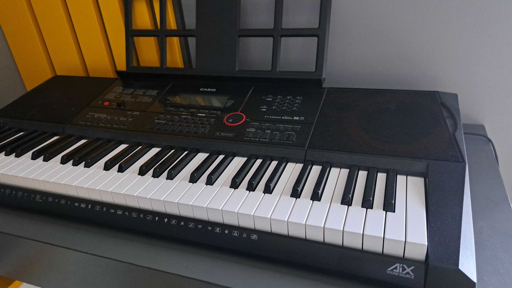 Синтезатор Casio CT X3000