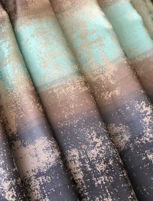 Плътни завеси 85 лева.