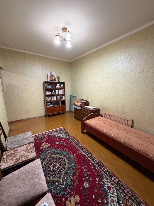 Продаётся 4/5 комн банковская квартира 5/2/5  Чиланзар Ц