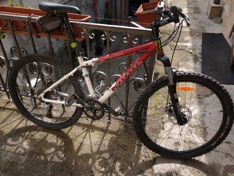 Bicicleta MTB Kona