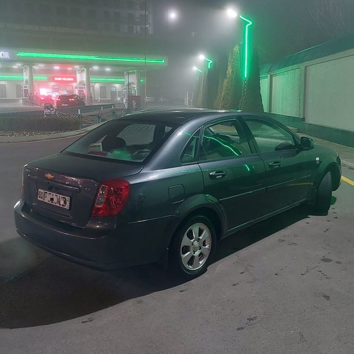 Chevrolet Lacetti 1.5 full комплектация
