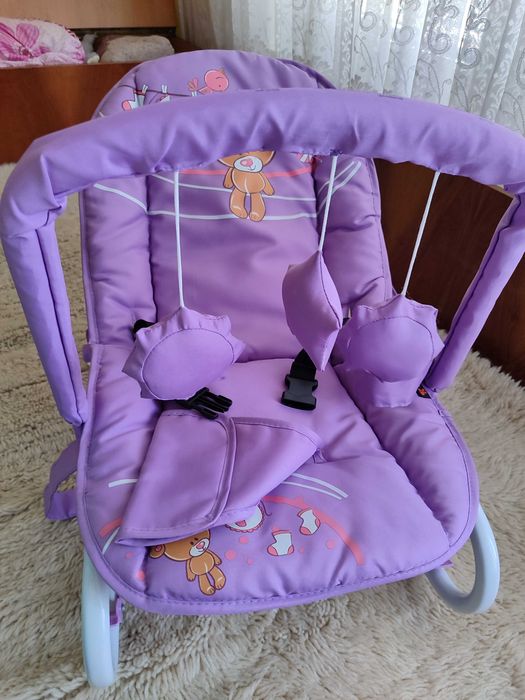 Продавам бебешки шезлонг