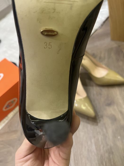 Продам сапожки замшевые