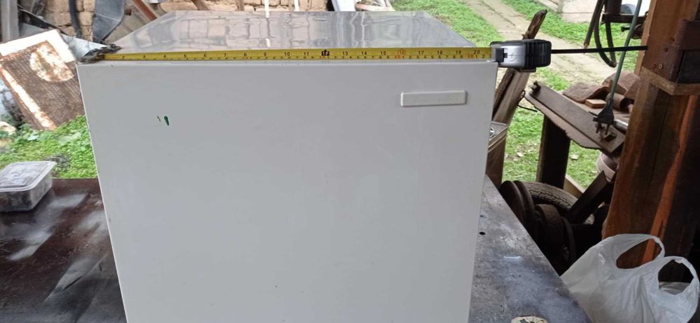 Малък фризер  ползван