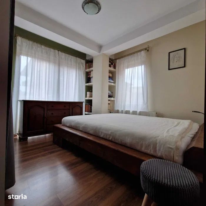 Apartament de vanzare 2 camere,Zona Stejarului