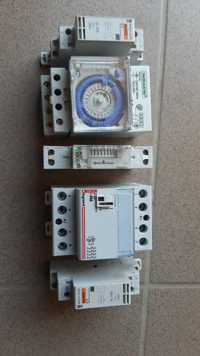 Vănd siguranțe electrice