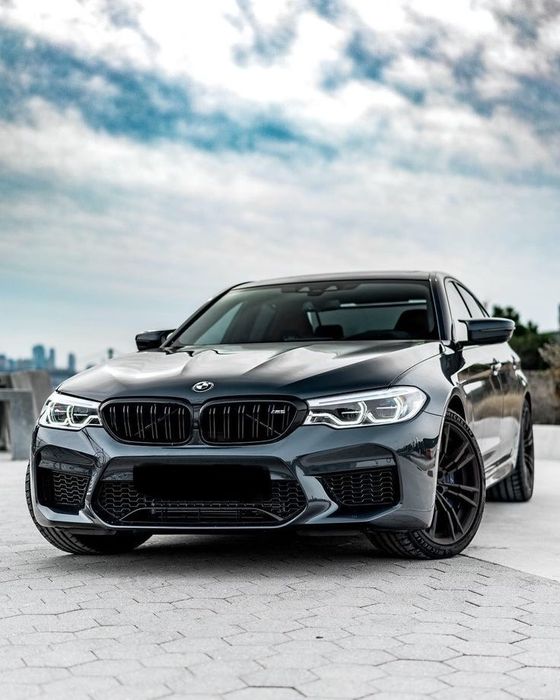 Кола/Автомобил BMW M5 / БМВ М5 F90 под наем за бал/сватба