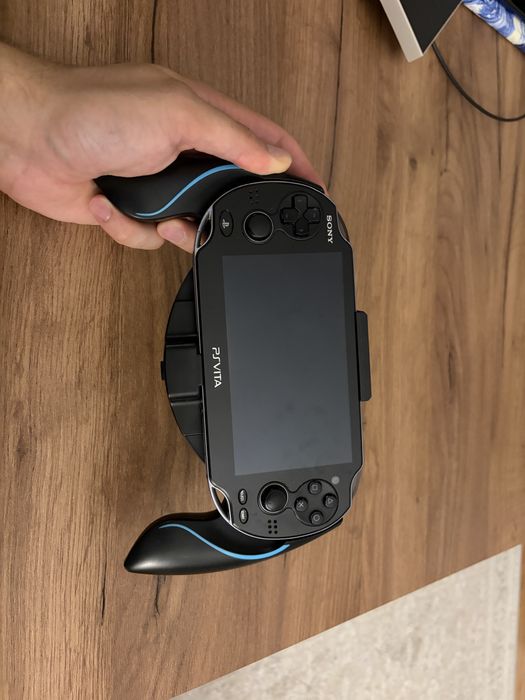Продам Psp - Ps vita