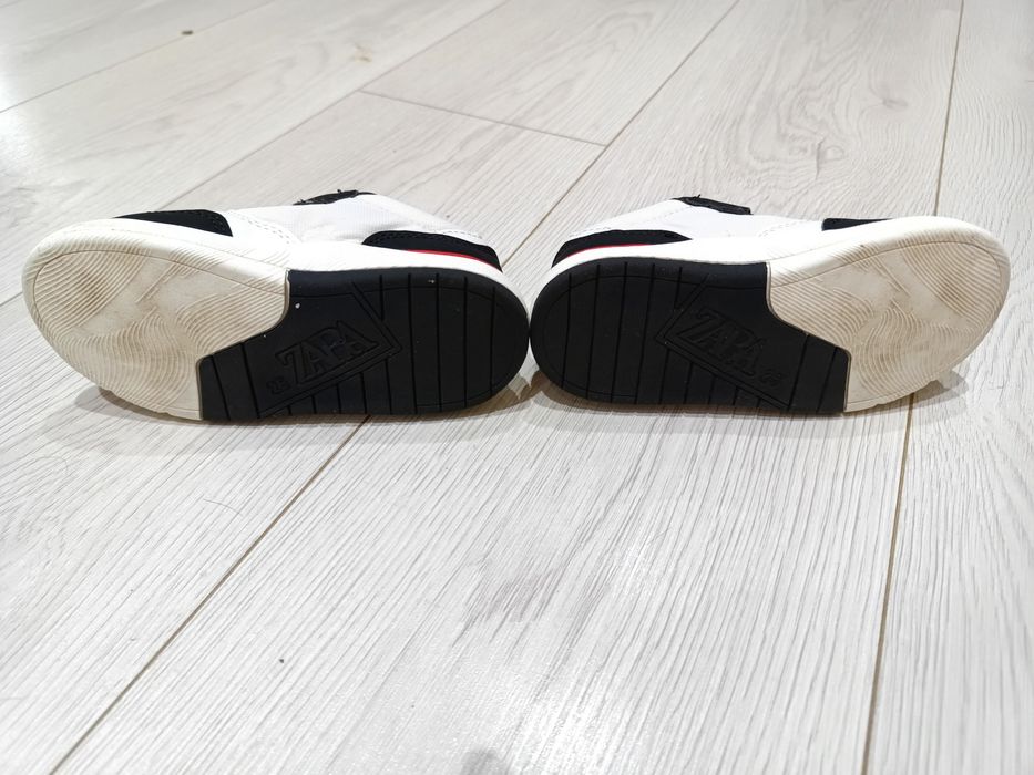 Adidași copii hot wheels Zara