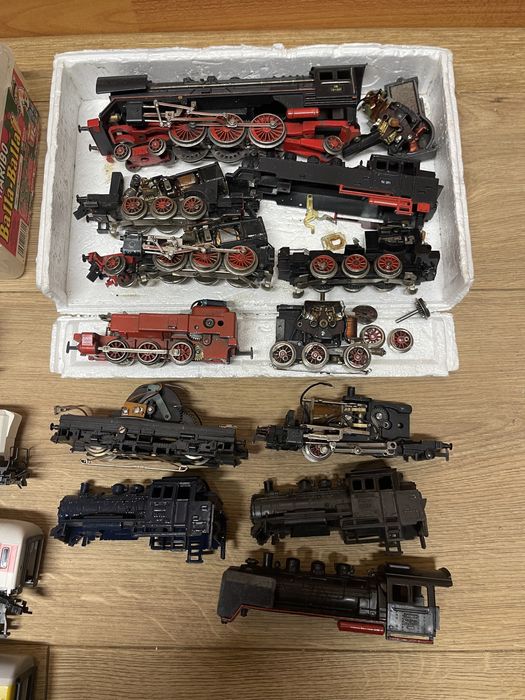 Locomotive ho metalice piese trenulet vagoane figurile ho
