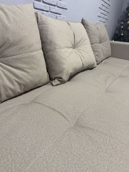 Продаю новый диван