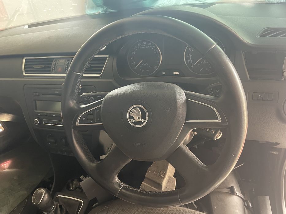 волан с еърбег шкода рапид skoda rapid