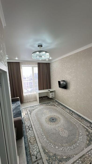 Сдам теплую  1 ком кв