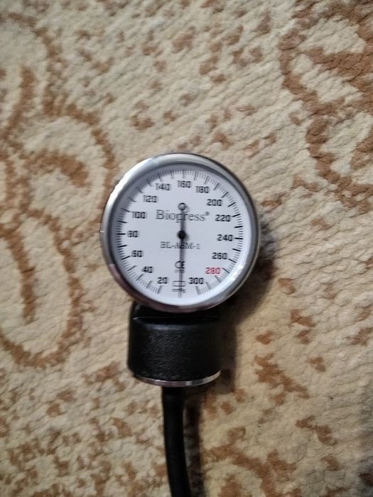 Монометр от тонометра