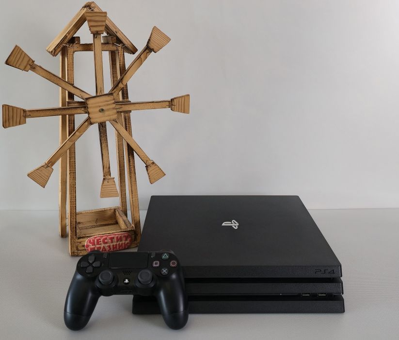 Реновирана конзола Sony Playstation 4 Pro, 1 джойстик, гаранция