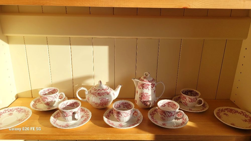 Декоративен детски италиански винтидж  порцеланов комплект