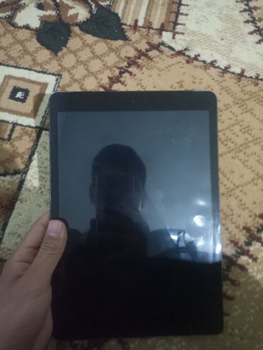 iPad 9 go 64gb +simkarta ketadi ideal holatda