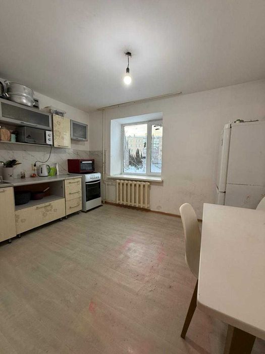 Продается 3 комн квартира Коктем,16