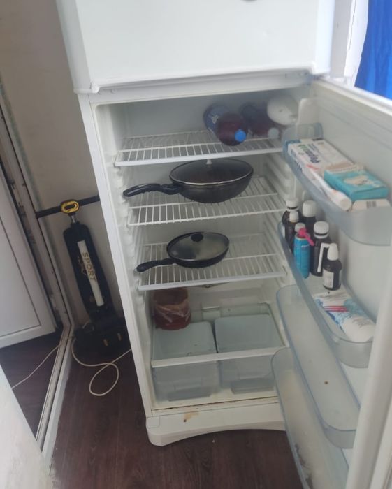 Холодильник Indezit