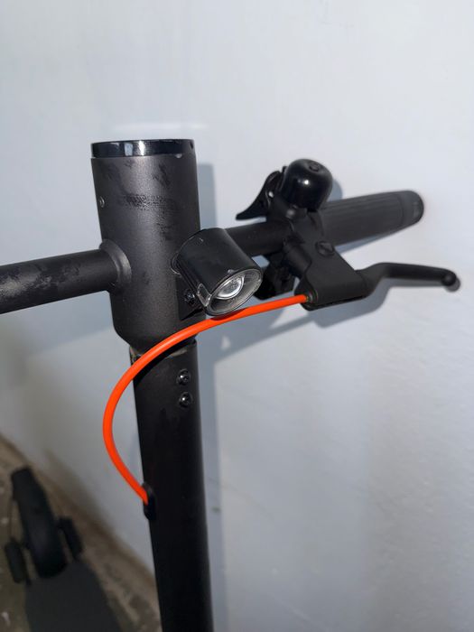 Trotinetă Electrică Xiaomi Scooter Elite – Putere, autonomie și confort