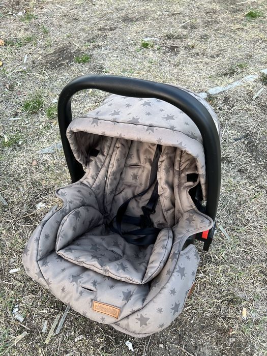 Бебешка количка комбинирана Чиполино кошче за новородено 3 в 1