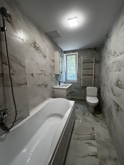 Vand  apartament 2cam cf1d Bld Independentei