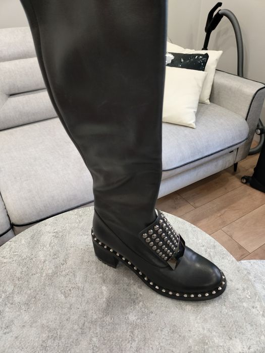 Женские сапоги продам!