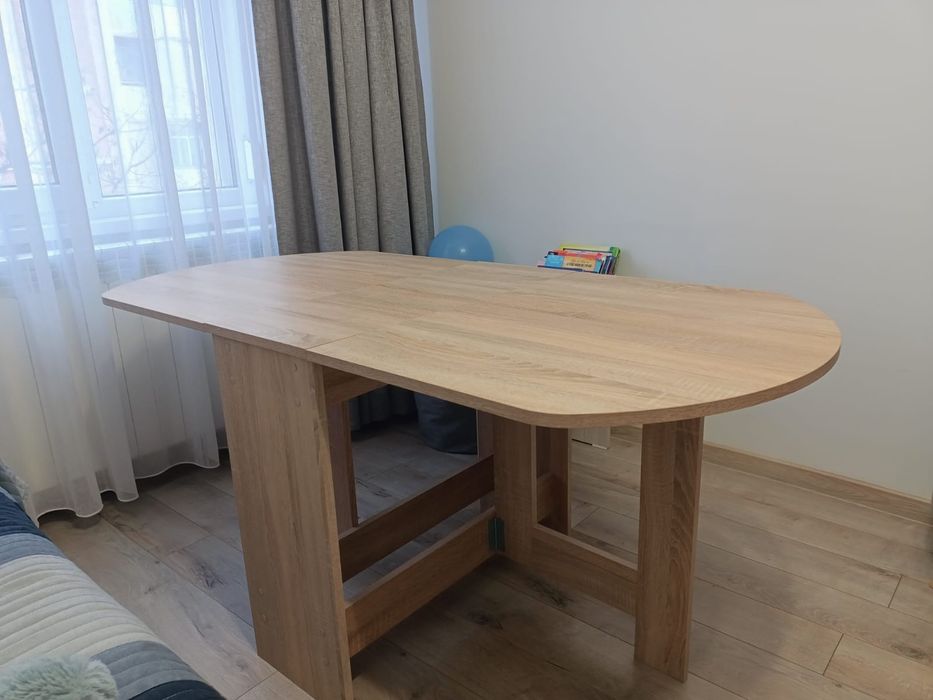 Masa pliabilă + scaune noi