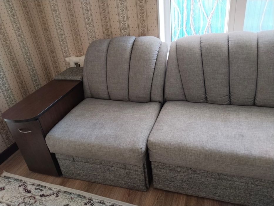 Продается  Диван.