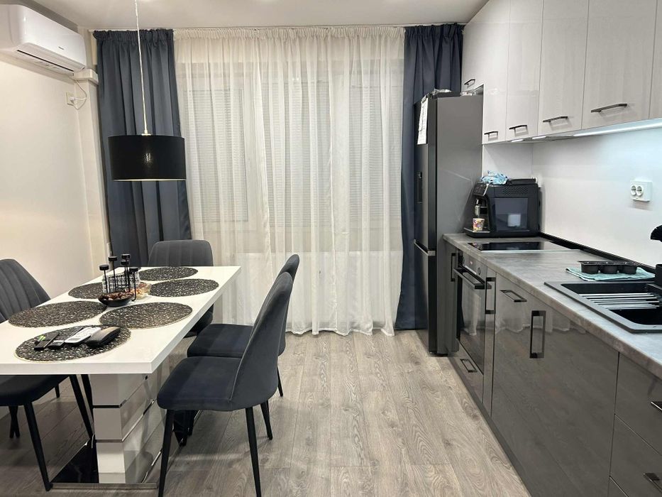 Отдавам уютен двустаен апартамент за нощувки в гр.Русе