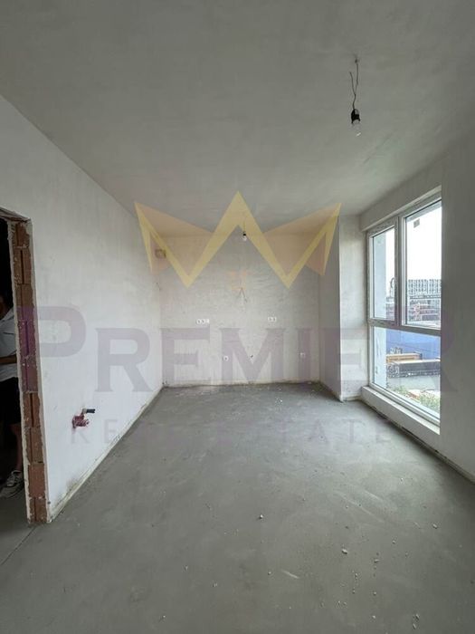 Продава се Двустаен апартамент в Бургас, Изгрев - 67 кв.м за 1821 €/кв.м - Снимка #4