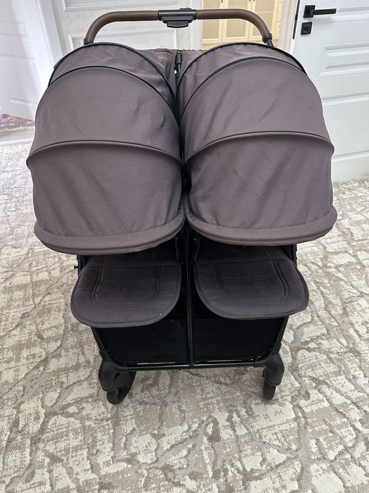 Продам коляску для двойни