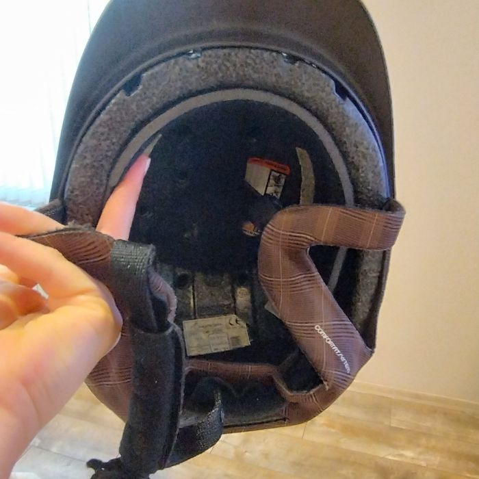 Каска за конна езда 51-53 см и 55 см