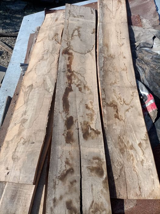 Cherestea stejar și scindura frasin  uscat