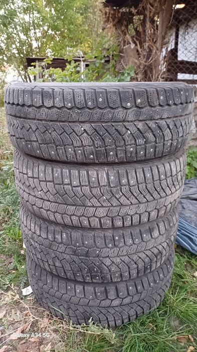 Продам резину в Хорошем состоянии