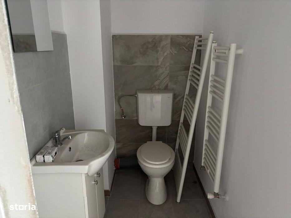 Vand apartament 3 camere Dambul Rotund