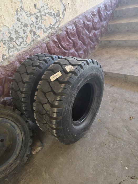 Шина на погрузчик вилочный