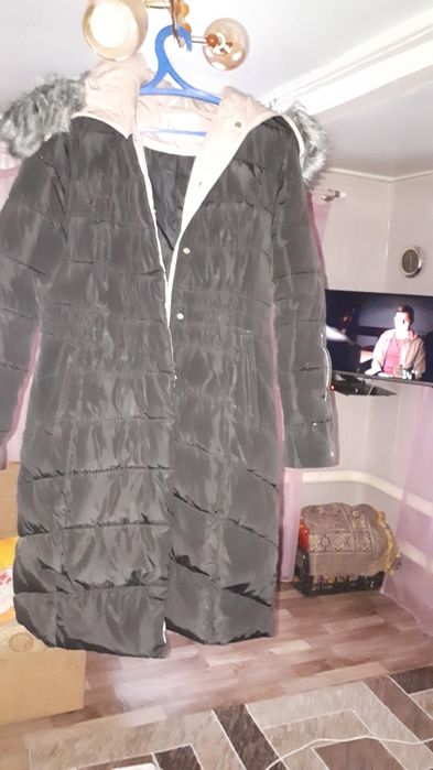 Продам пуховики, куртки женские