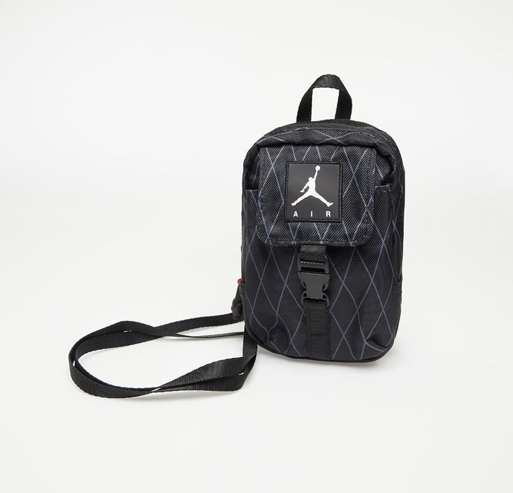 Borseta Jordan Gravity