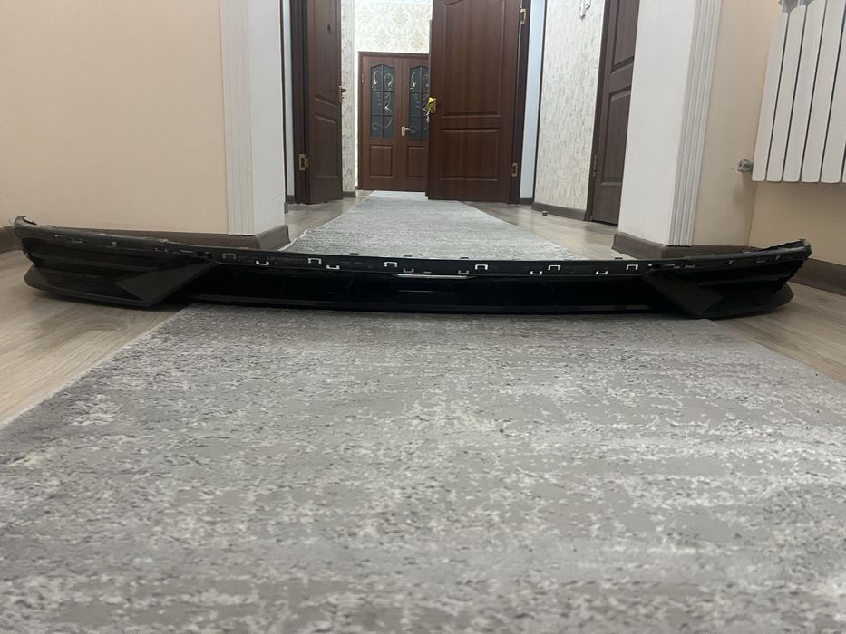 Продам задний бампер на Hyungai Elantra