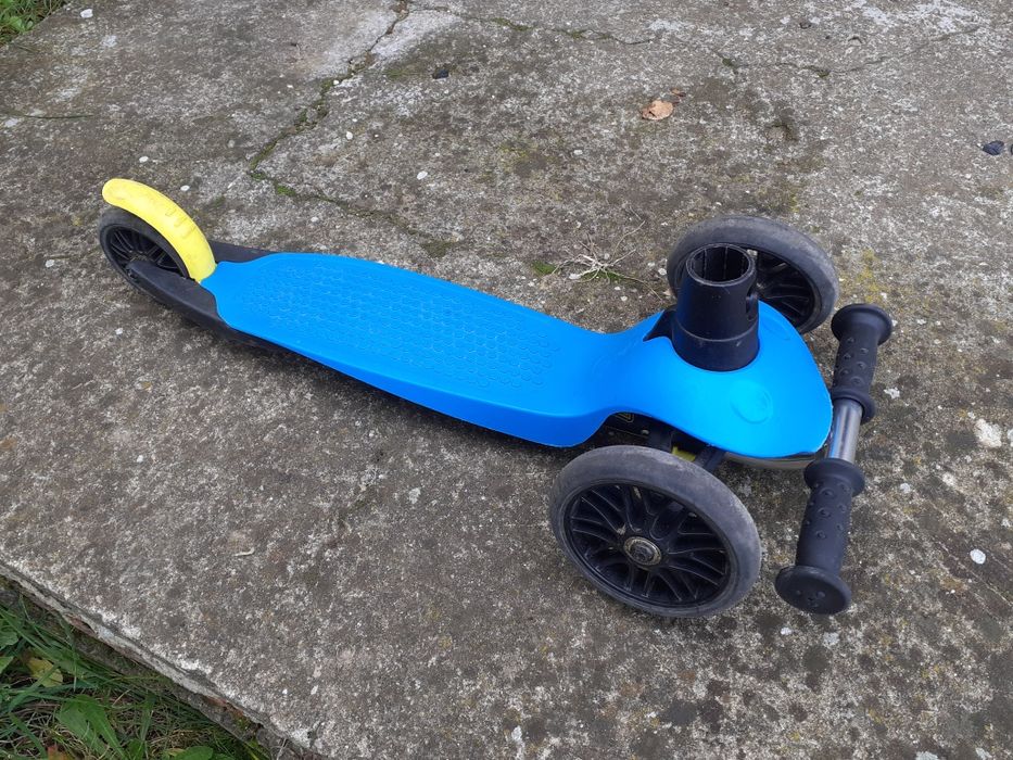 Продавам детска тротинетка