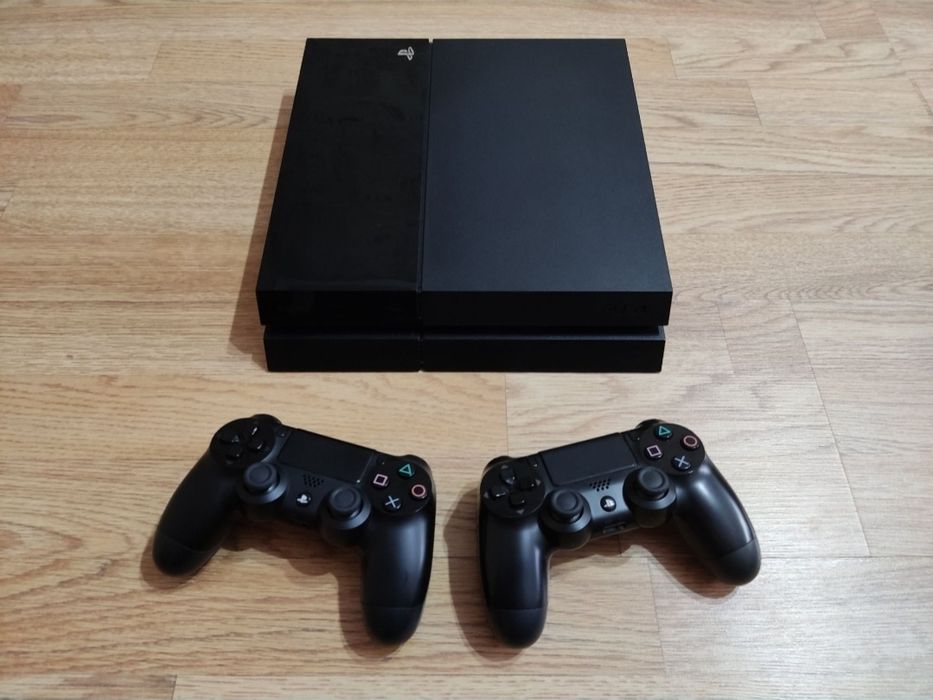 Продам приставку пс4 ps4