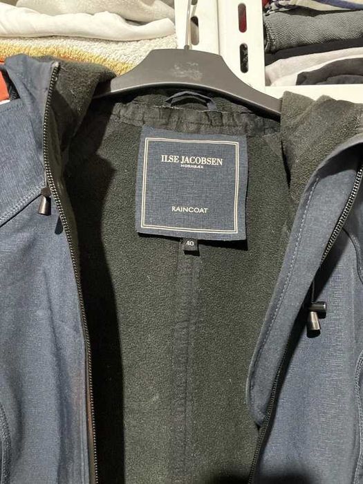 Trenci nordic de ploaie și vânt