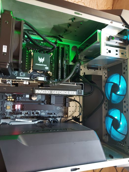 Sistem PC Gaming Calculator Intel i7 9700K  RTX  2080 Super 16GB Răcire pe  Lichid